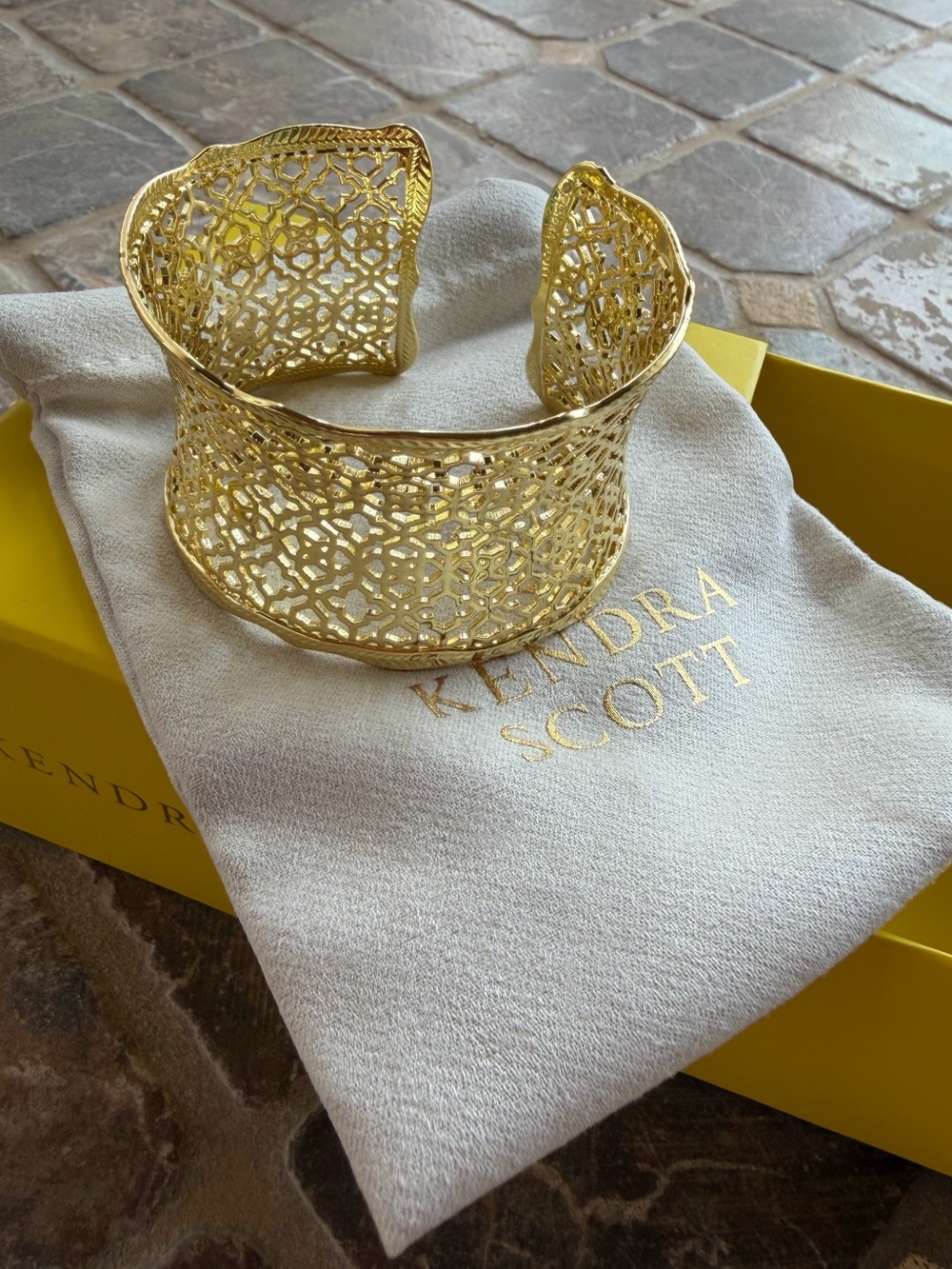 NIB Kendra Scott Candice Cuff Filigree Gold plated bracelet